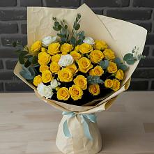 Букет цветов из:  Розы в Кизнер