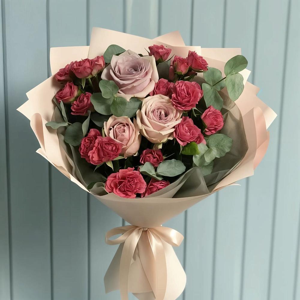 Букет цветов из: Гвоздики и Розы в Кизнер