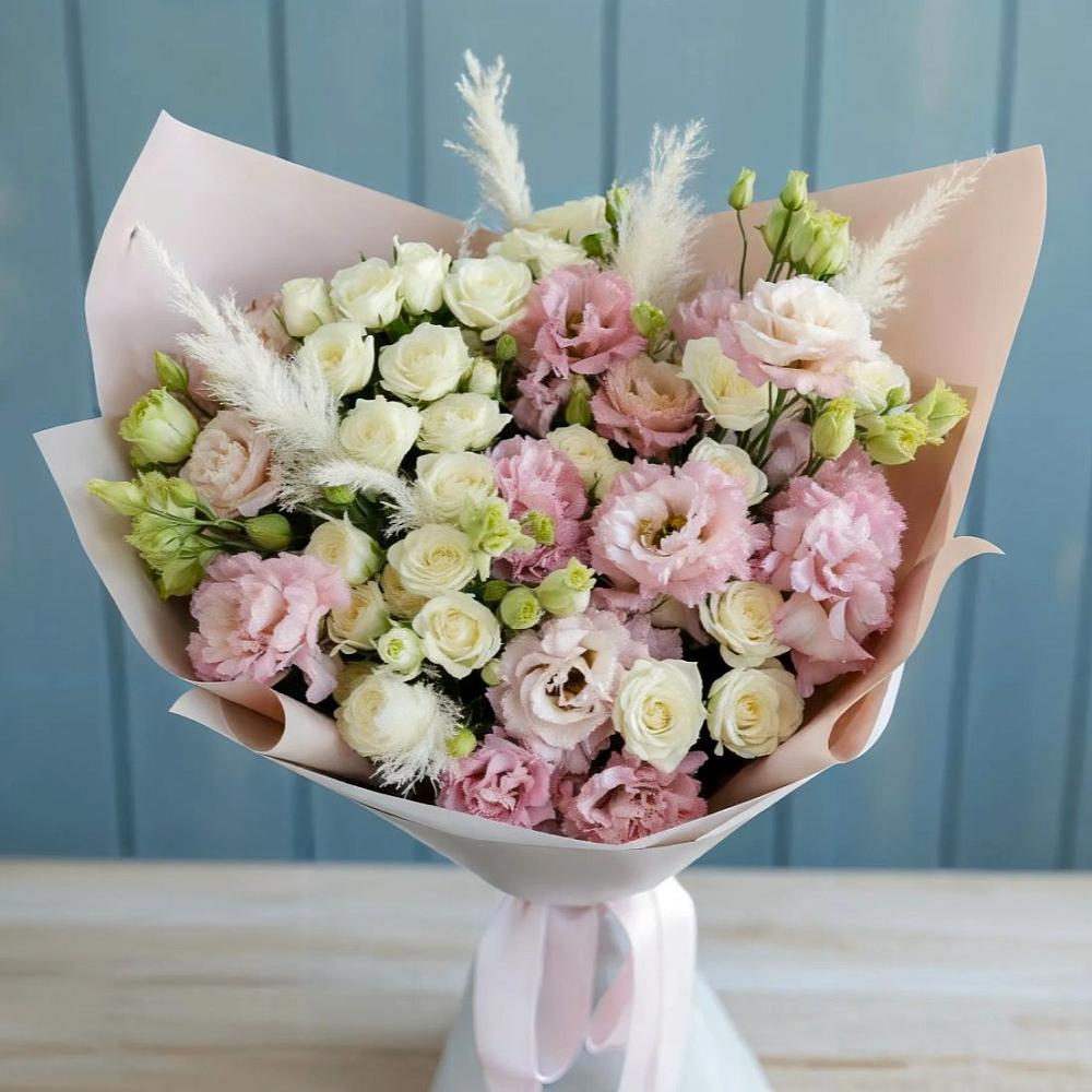 Букет цветов из: Альстромерии и Розы в Кизнер