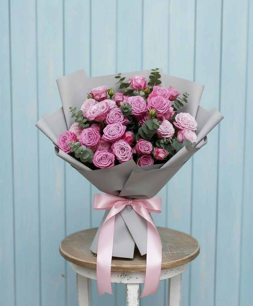 Букет цветов из: Розы в Кизнер