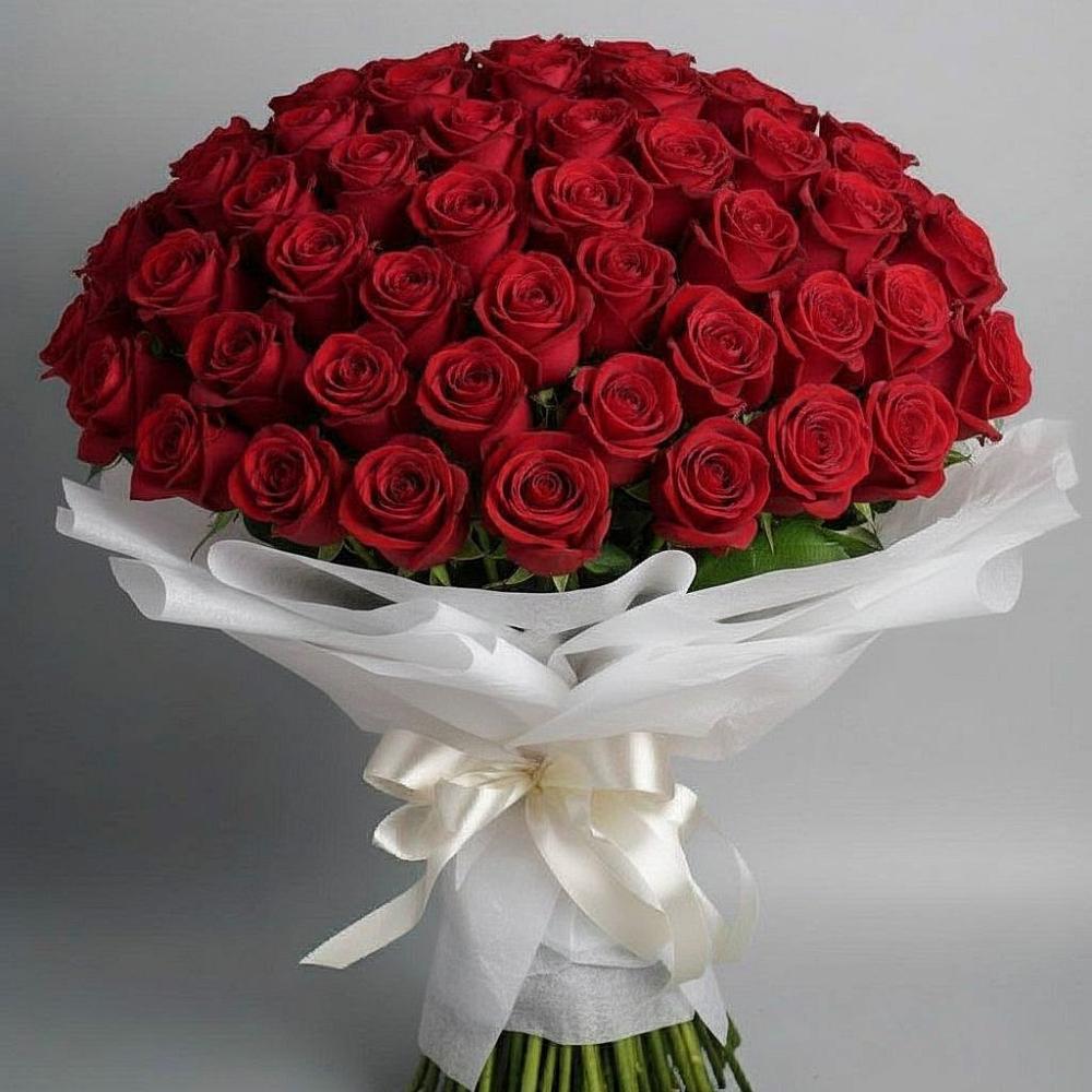 Букет 101 Красная роза Блэк Мэджик в Кизнер