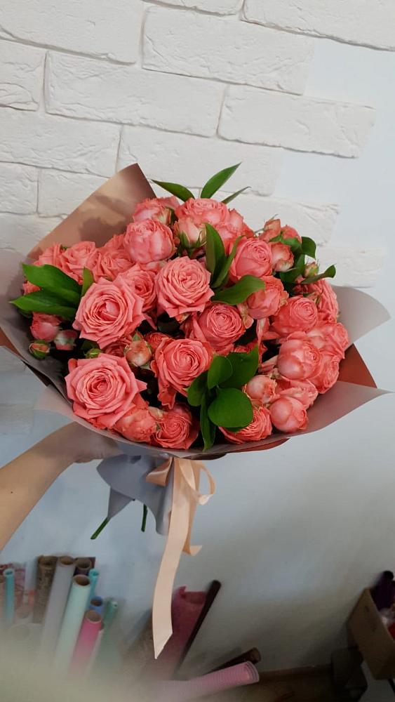 Букет цветов из: Розы в Кизнер