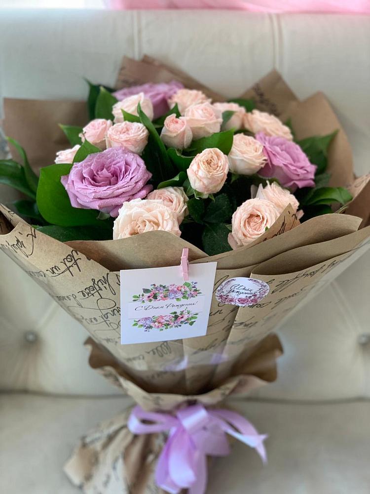 Букет цветов из: Розы в Кизнер