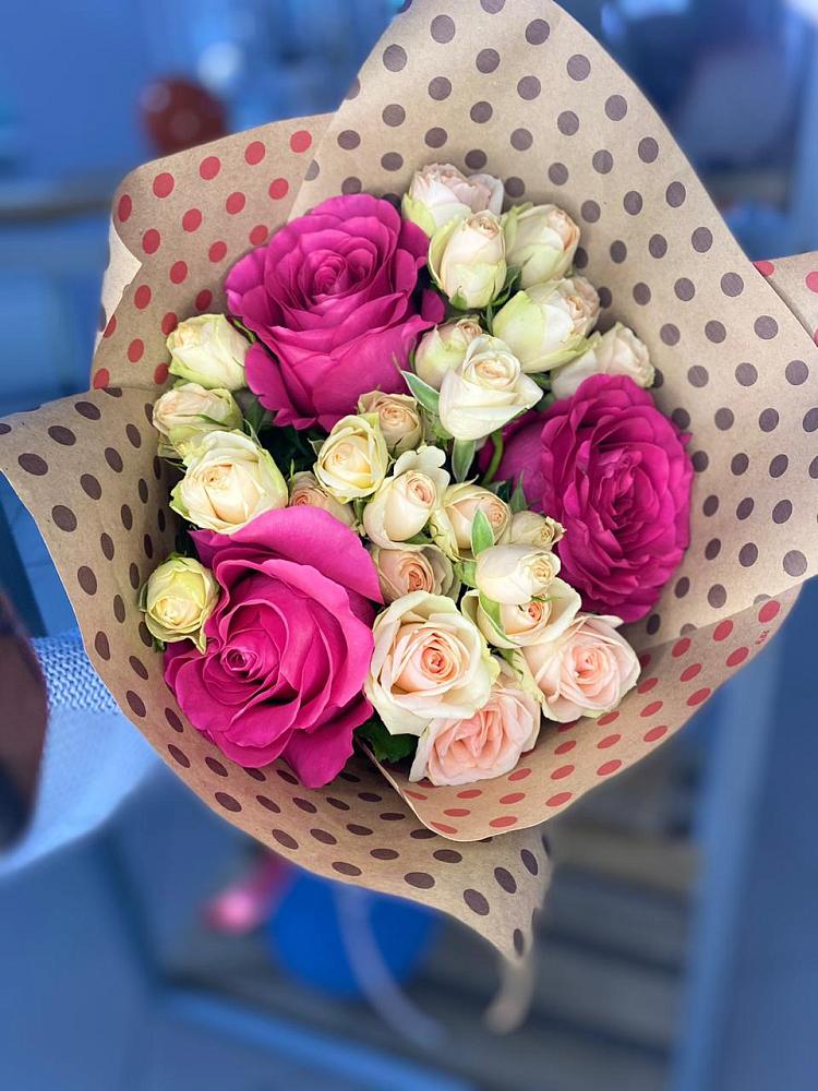 Букет цветов из: Розы в Кизнер