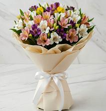 Букет цветов из:  Альстромерии в Кизнер