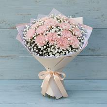 Букет цветов из:  Гвоздики в Кизнер