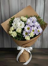 Букет цветов из:  Хризантемы и Розы в Кизнер