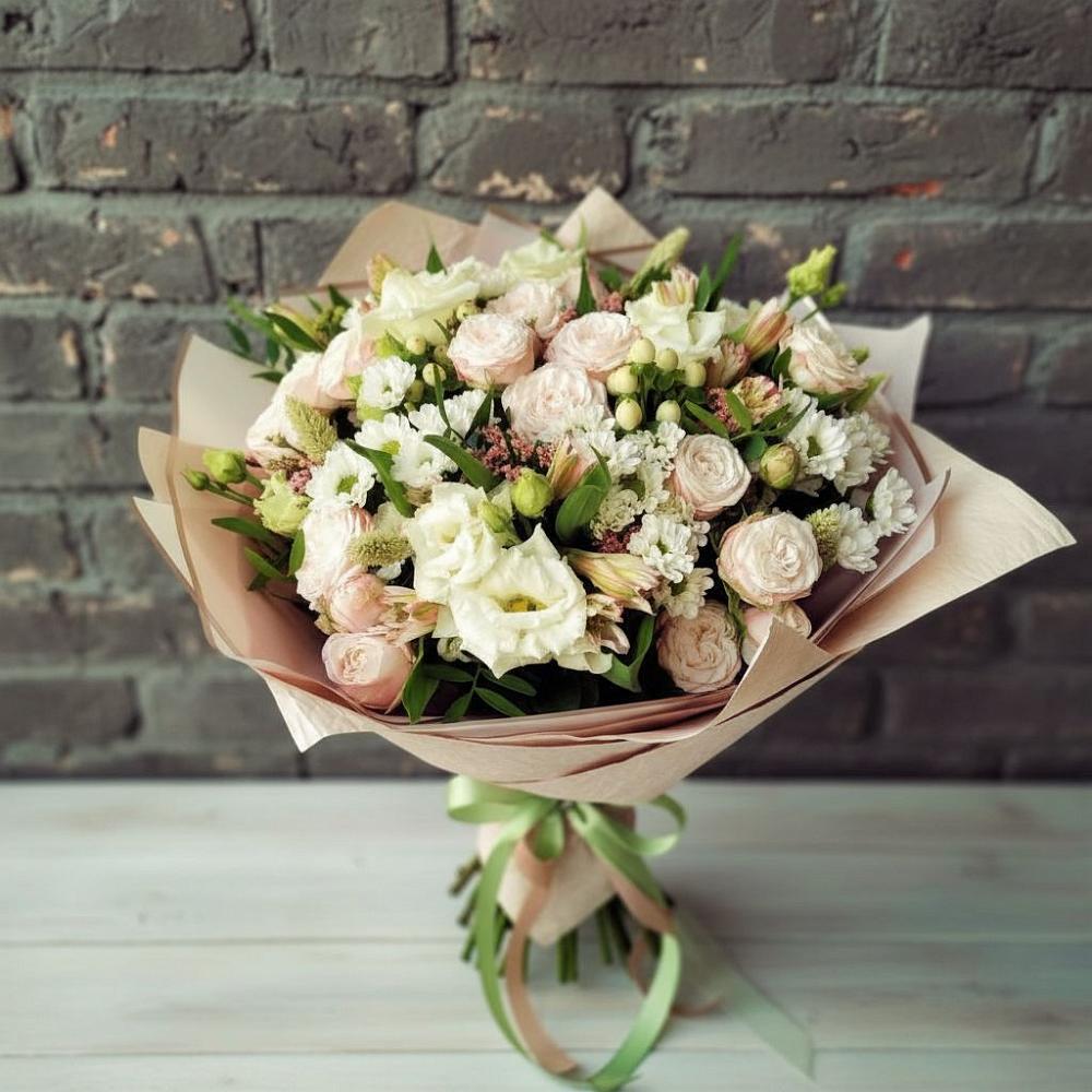 Букет цветов из: Альстромерии, Розы и Хризантемы в Кизнер