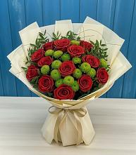 Букет цветов из:  Розы и Хризантемы в Кизнер