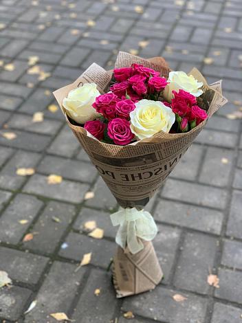 Букет цветов из: Розы в Кизнер