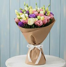 Букет цветов из:  Лизиантусы в Кизнер
