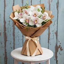 Букет цветов из:  Орхидеи и Розы #REPLACE_PRED# Кизнер